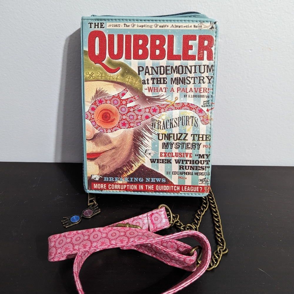 Luna Quibbler Purse with Chain Strap